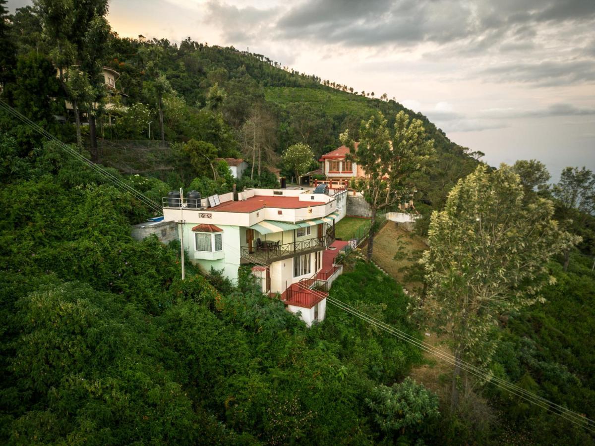 Апартаменты Vels Cliff Кунур Экстерьер фото